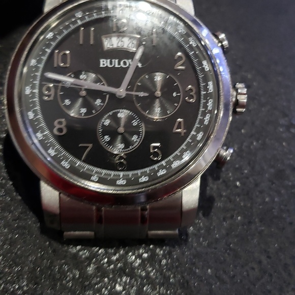 Watch - Picture 5 of 8